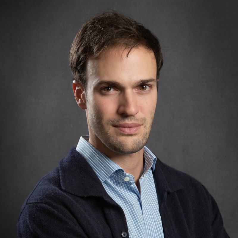 Portrait du Dr Alexandre Majoulet, chirurgien ophtalmologue à Boulogne-Billancourt
